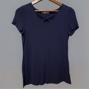 Pink Rose women’s blue stylish tee size small